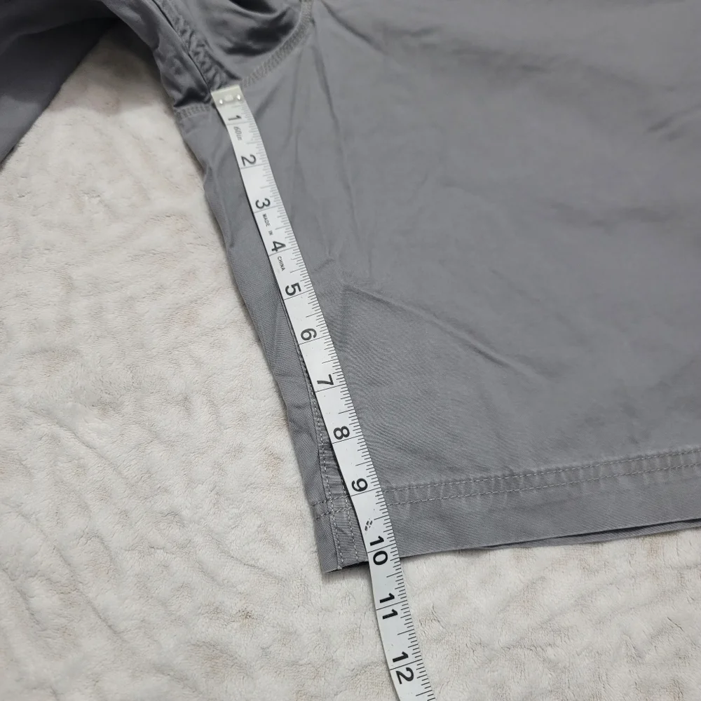 Dockers Flat Front Shorts Straight Fit Men's‎ Size 40 Gray NWT
